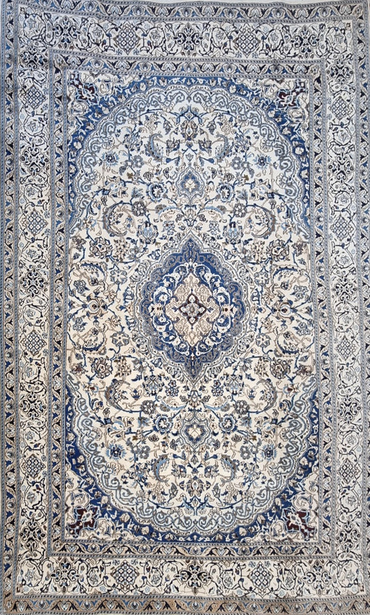 Handmade Persian Naein | 340x233 cm