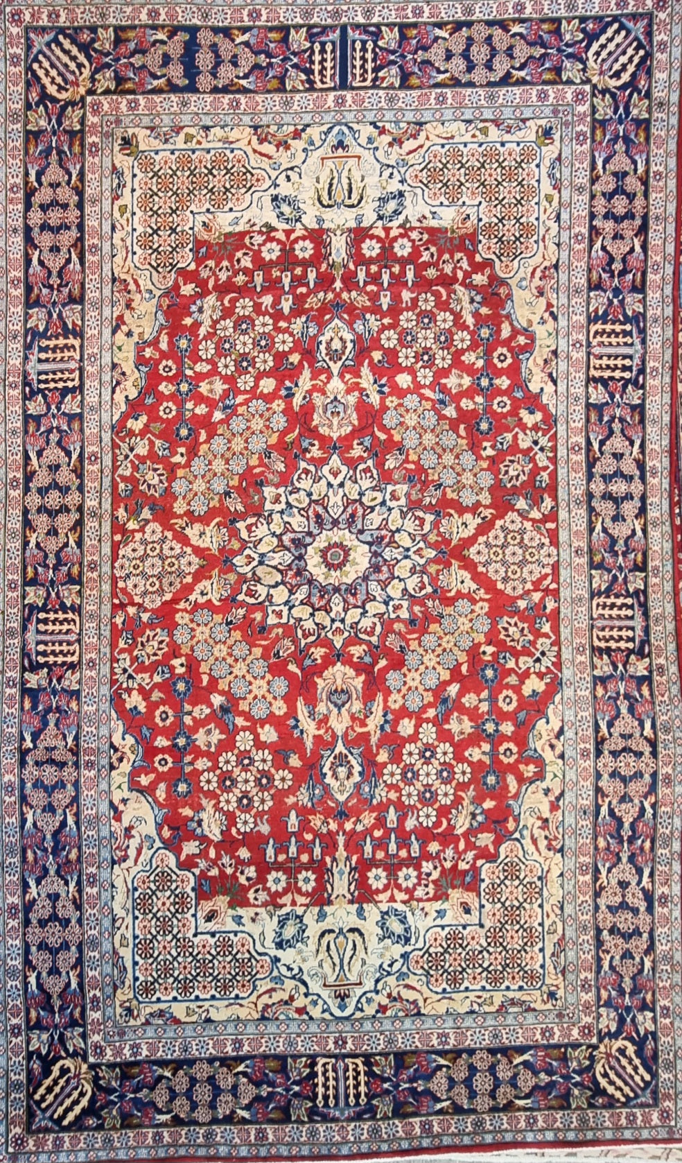 Handmade Persian Najaf Abad | 324x215 cm