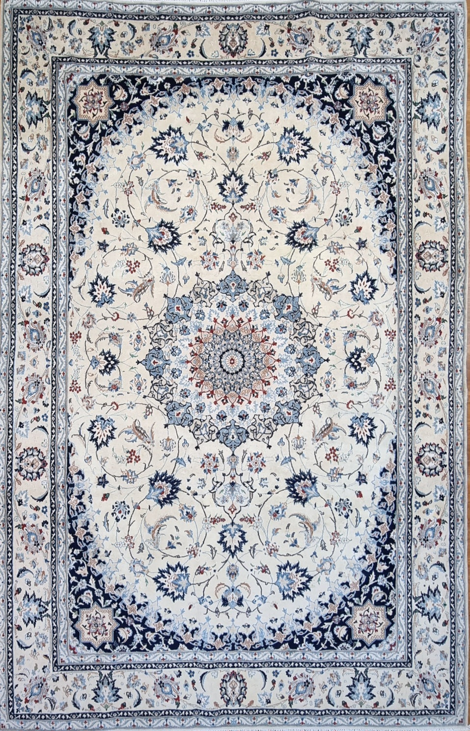 Handmade Persian Naein | 302x194 cm