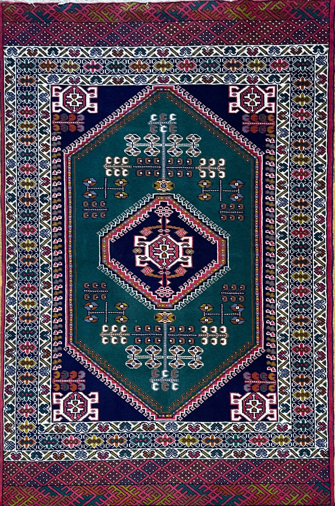 Handmade Persian Turkaman | 193×135 cm