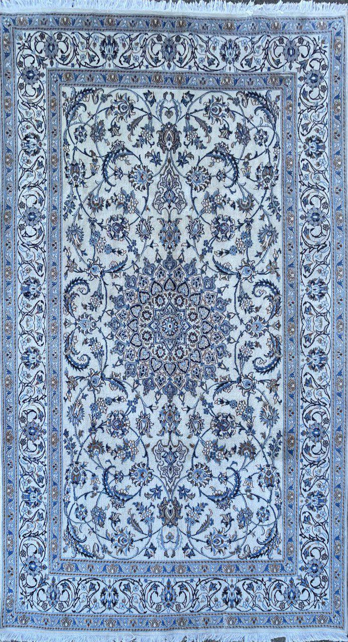 Handmade Persian Naein | 292×192 cm